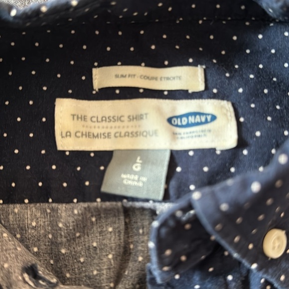 Blue/white polka dot button down - Picture 2 of 2